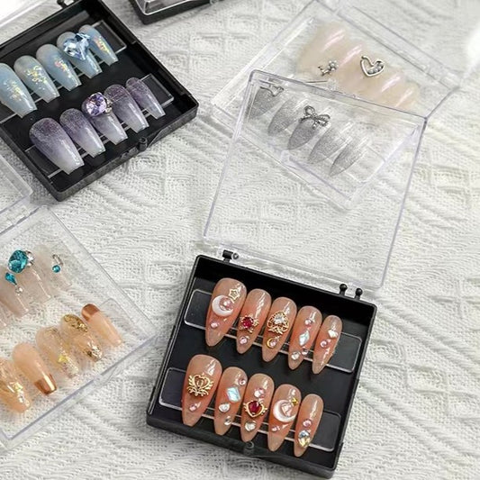 Nail Tools Potable Nail Storage Box for 1 Pair of Nails